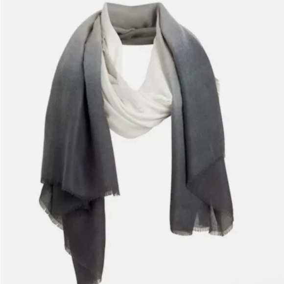 Ombré Scarf Wrap NWOT MSRP $150 - Picture 4 of 4